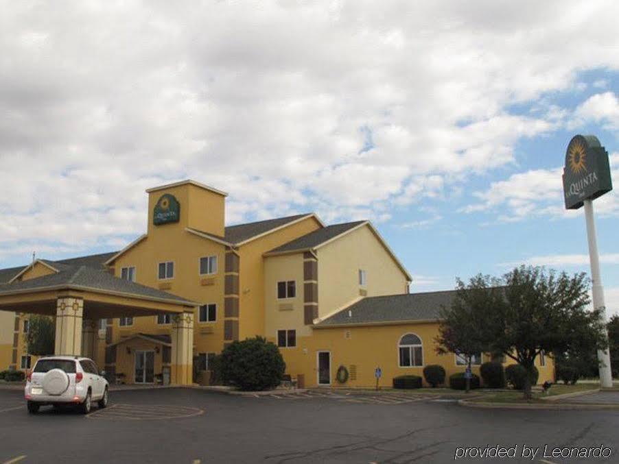 La Quinta Inn & Suites By Wyndham Peru Starved Rock St Park Dış mekan fotoğraf