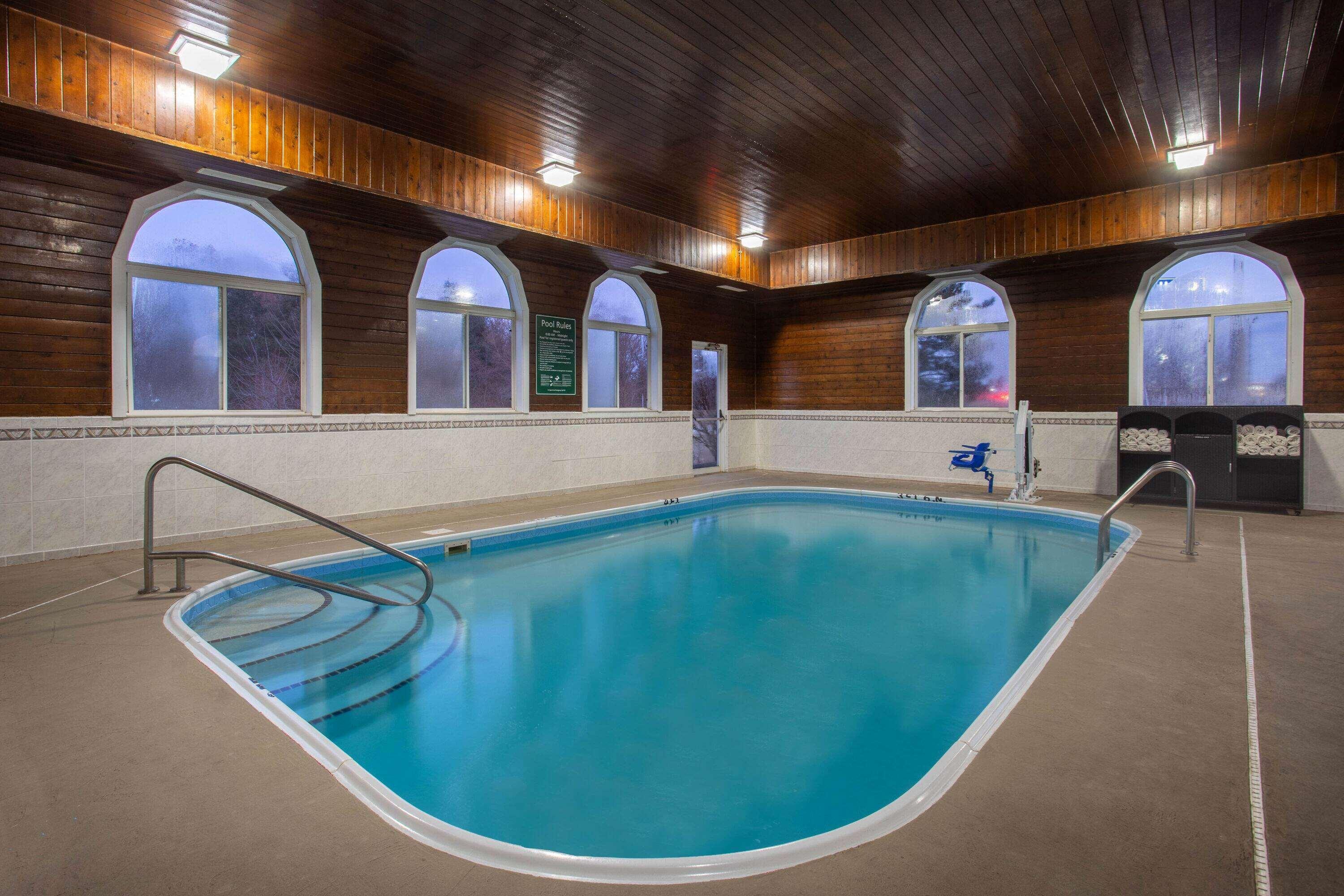 La Quinta Inn & Suites By Wyndham Peru Starved Rock St Park Dış mekan fotoğraf