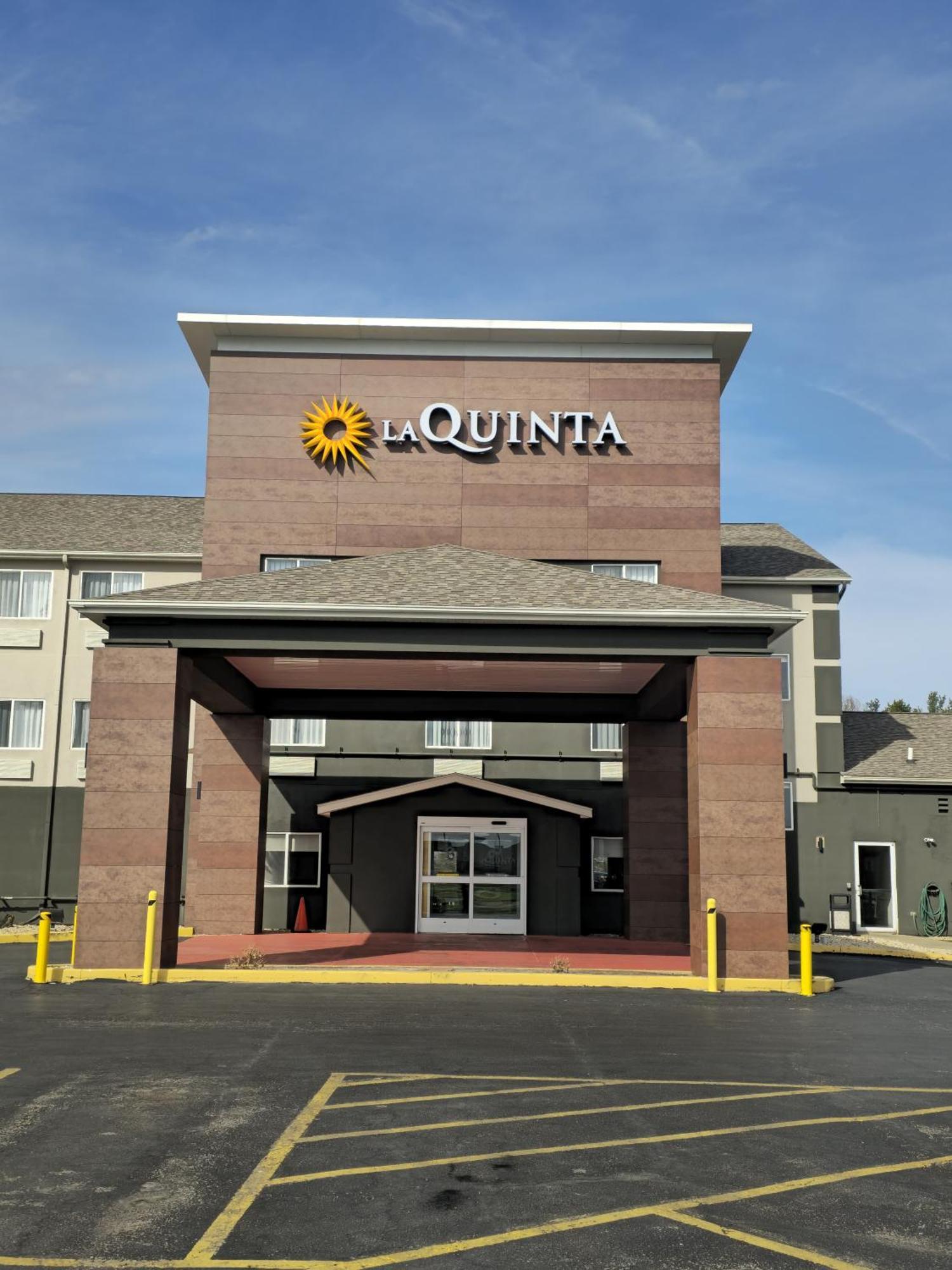 La Quinta Inn & Suites By Wyndham Peru Starved Rock St Park Dış mekan fotoğraf